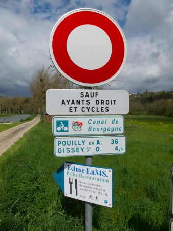 Geweldig fietsen langs het Canal de Bourgogne